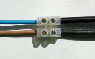 Как правильно соединить алюминиевый и медный провод