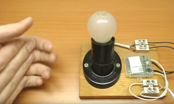 демонстрация работы хлопкового выключателя