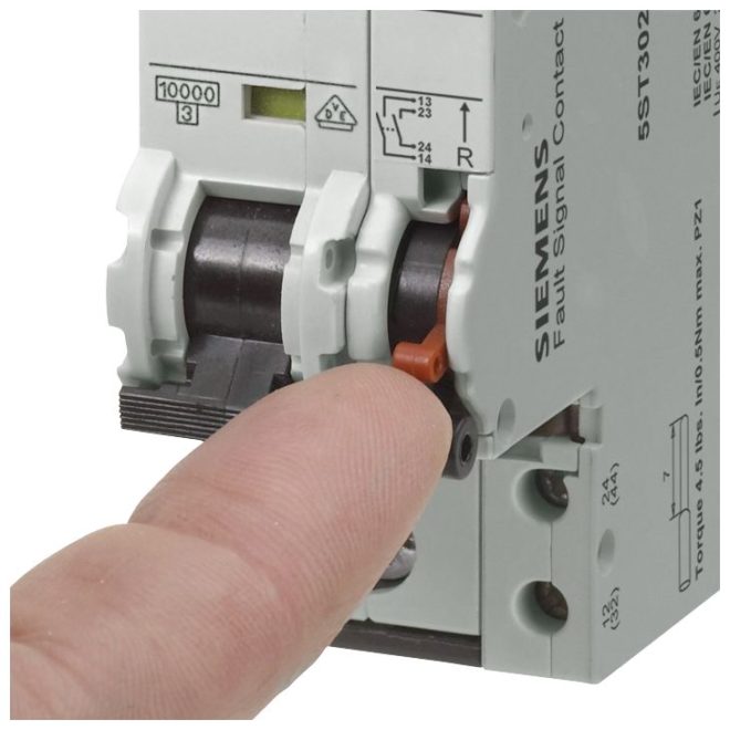 Переключатели на независимом расцепителе Siemens