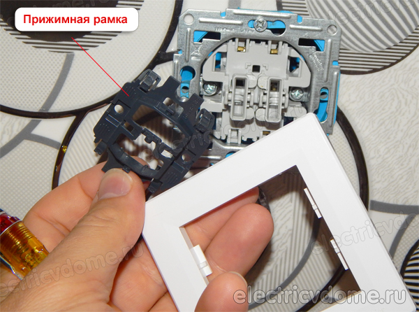 как разобрать внутренний выключатель