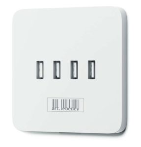 Розетка с 4 USB разъемами