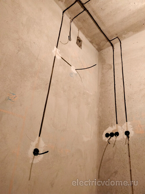 штукатурка или электрика что первое