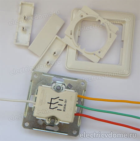 выключатель трехклавишный 